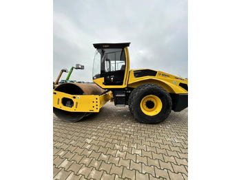 Компактор Bomag BW 211 D-5: фото 4 Компактор Bomag BW 211 D-5: фото 4