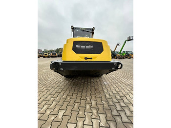 Компактор Bomag BW 211 D-5: фото 3 Компактор Bomag BW 211 D-5: фото 3