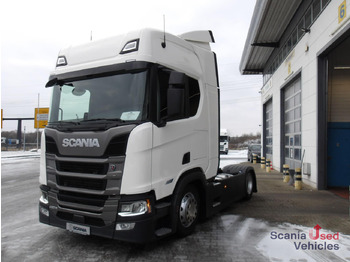 Тягач SCANIA R 460