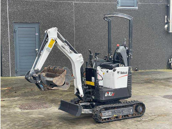 Гусеничный экскаватор BOBCAT E10