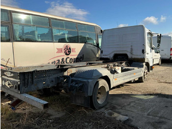 Грузовик MERCEDES-BENZ TRUCK: фото 2