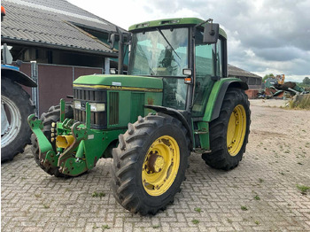 Трактор JOHN DEERE 6300