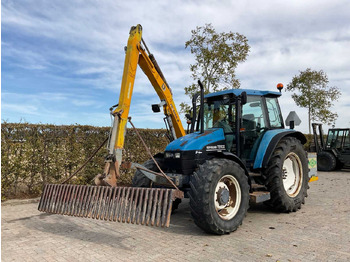 Трактор NEW HOLLAND TS100