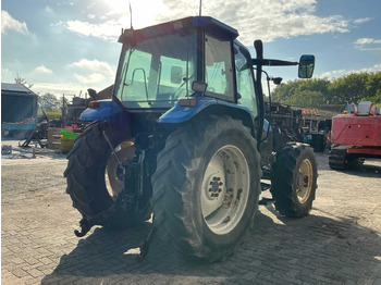 Трактор New Holland TS100: фото 5