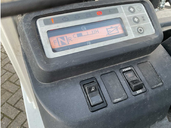 Вилочный погрузчик TOYOTA 18 FORKLIFT: фото 4