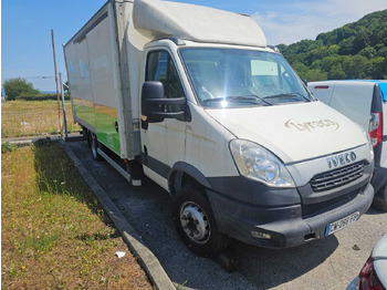 Грузовик IVECO Daily