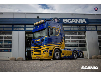 Грузовик SCANIA S 770