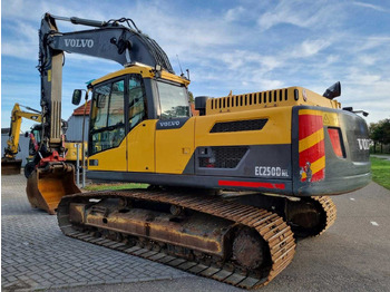 Гусеничный экскаватор VOLVO EC250DNL