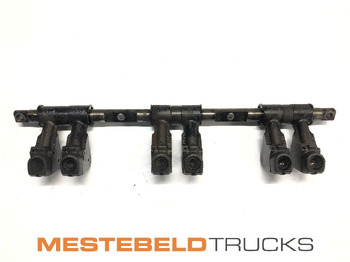 Двигатель и запчасти SCANIA