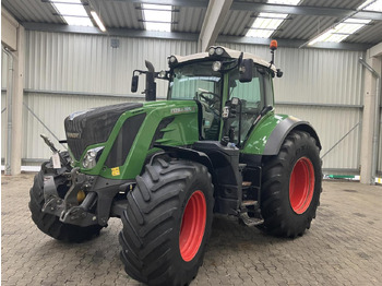 Трактор FENDT 826 Vario