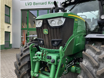 Трактор John Deere 6215R: фото 4