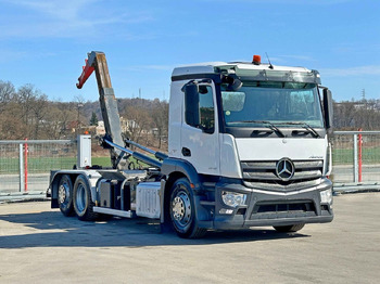 Крюковой мультилифт MERCEDES-BENZ Antos 2543
