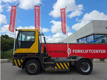 Терминальный тягач Terberg RT222 4x4: фото 4 Терминальный тягач Terberg RT222 4x4: фото 4