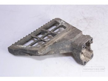 Боковая подножка DAF XF 105