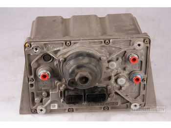 : фото в шапке страницы