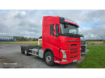 Грузовик-шасси Volvo FH540: фото 2