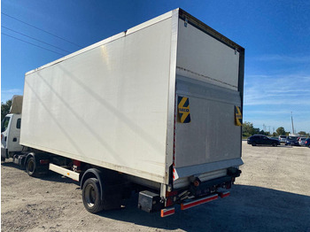 Полуприцеп-фургон