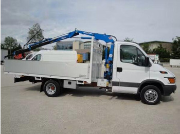Грузовик бортовой/ Платформа, Автоманипулятор Iveco Daily 35C11 - flatbed+crane: фото 3 Грузовик бортовой/ Платформа, Автоманипулятор Iveco Daily 35C11 - flatbed+crane: фото 3