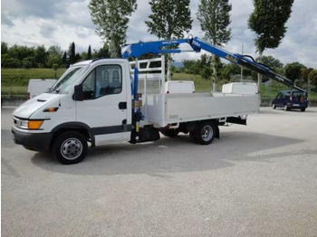 Грузовик бортовой/ Платформа, Автоманипулятор Iveco Daily 35C11 - flatbed+crane: фото 2 Грузовик бортовой/ Платформа, Автоманипулятор Iveco Daily 35C11 - flatbed+crane: фото 2