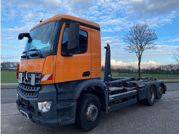 Грузовик бортовой/ Платформа MERCEDES-BENZ