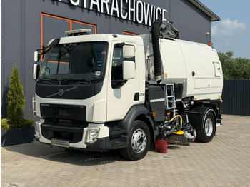 Подметально-уборочная машина VOLVO FL
