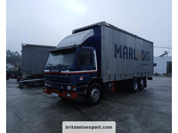 Тентованный грузовик SCANIA P93