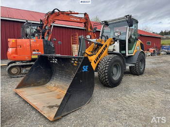 Колёсный погрузчик LIEBHERR L 506