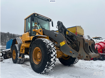 Колёсный погрузчик VOLVO L90F