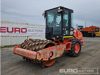 Каток CATERPILLAR