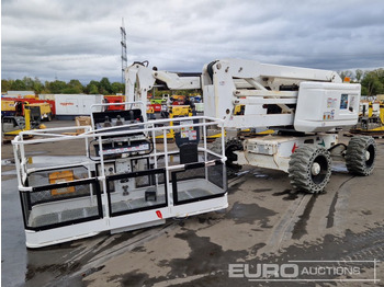 Коленчатый подъемник HAULOTTE