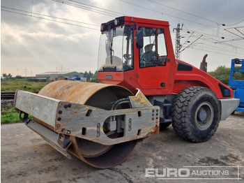 Каток BOMAG