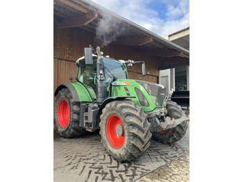 Трактор FENDT 718 Vario
