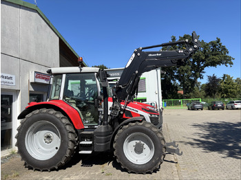 Трактор MASSEY FERGUSON 100 series