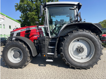 Трактор MASSEY FERGUSON 200 series