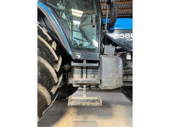Трактор New Holland 8560: фото 3