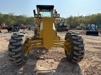 Грейдер CATERPILLAR 140H: фото 2