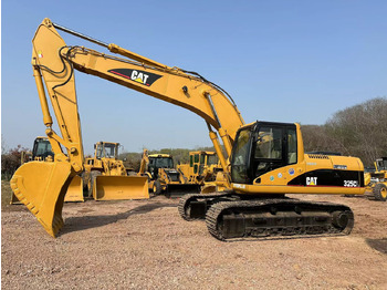Гусеничный экскаватор CATERPILLAR 325C