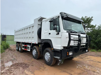 Самосвал SINOTRUK HOWO