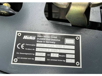 Промышленная подметальная машина Hako Jonas 1200V: фото 4