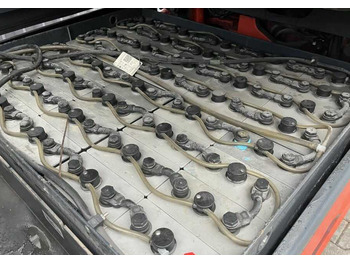 Электропогрузчик Linde E30L-01: фото 4 Электропогрузчик Linde E30L-01: фото 4