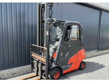 Газовый погрузчик LINDE H20