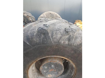 Шины и диски Michelin 18R19.5XF: фото 5