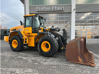 Колёсный погрузчик JCB 457