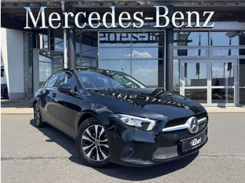 Седан MERCEDES-BENZ