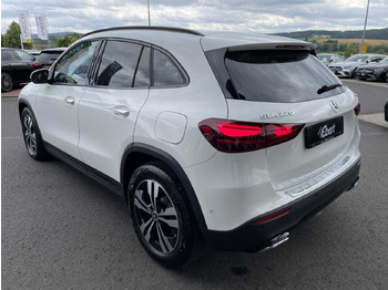 Внедорожник Mercedes-Benz GLA 220 4M 8G Progressive R-Kamera +Distr+Ambien: фото 3