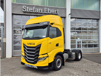 Тягач IVECO X-WAY