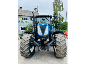 Трактор NEW HOLLAND T7.210