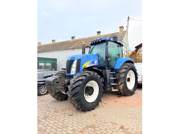 Трактор NEW HOLLAND T8030