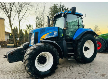 Трактор NEW HOLLAND T8040