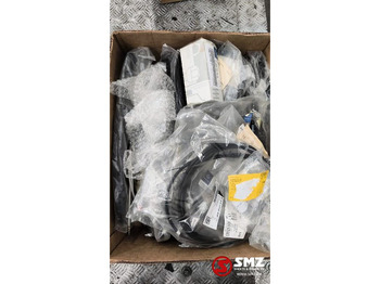 Кабина и интерьер MERCEDES-BENZ